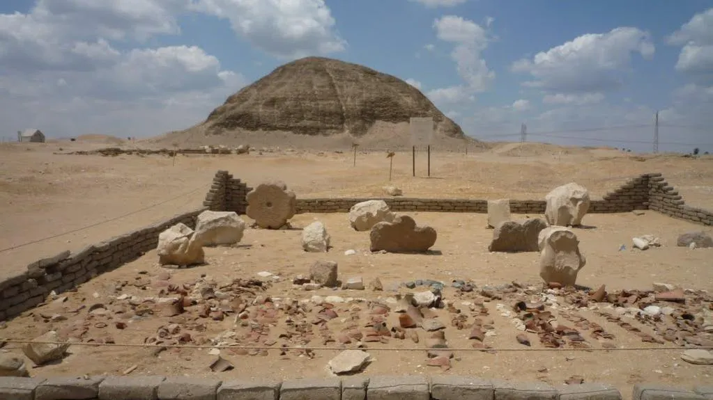 hawara pyramid EgyptTravel Booking